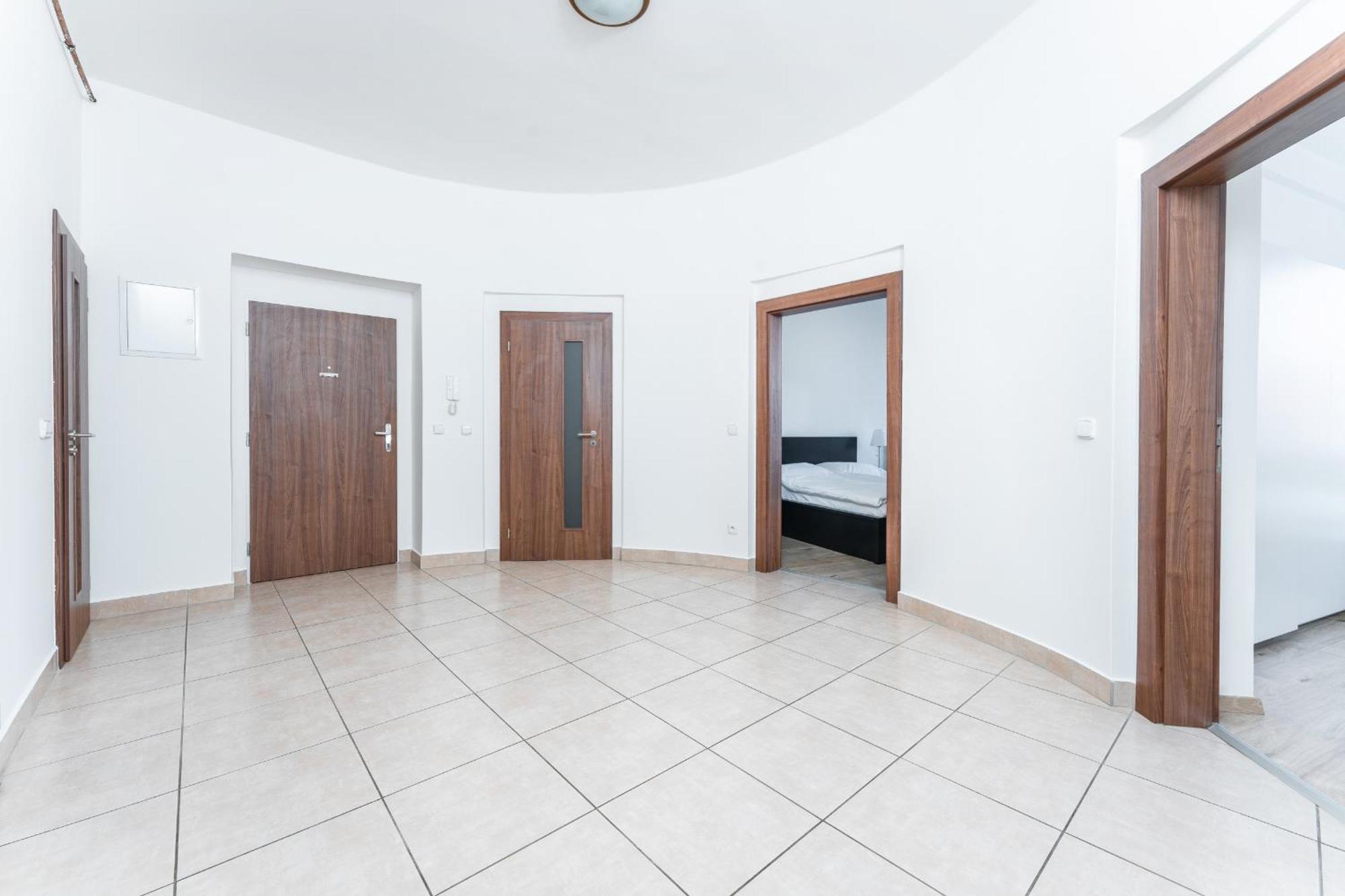 Apartman Riegrovo Namesti 波杰布拉迪 外观 照片