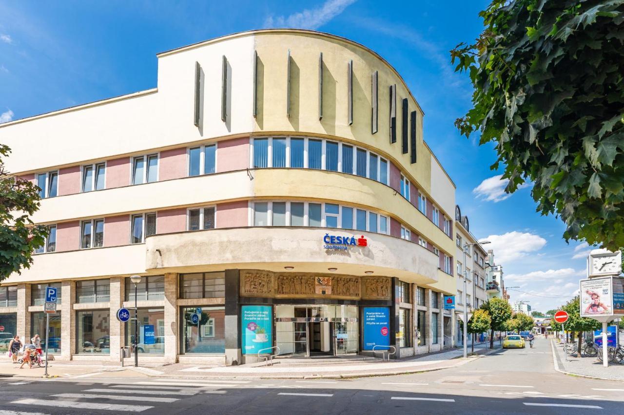 Apartman Riegrovo Namesti 波杰布拉迪 外观 照片
